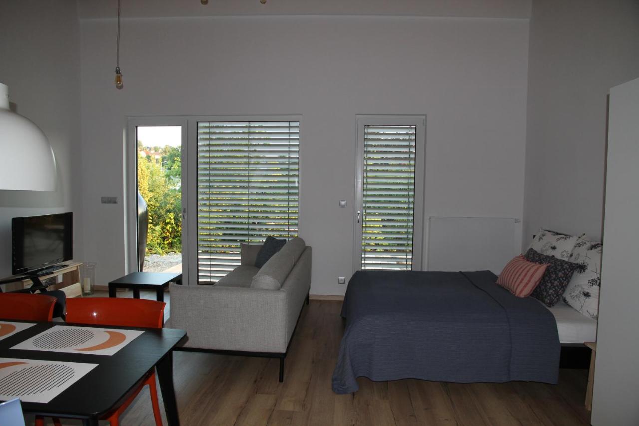 Apartmany Hluboka Nad Vltavou S Vyhledem Na Zamek Bagian luar foto