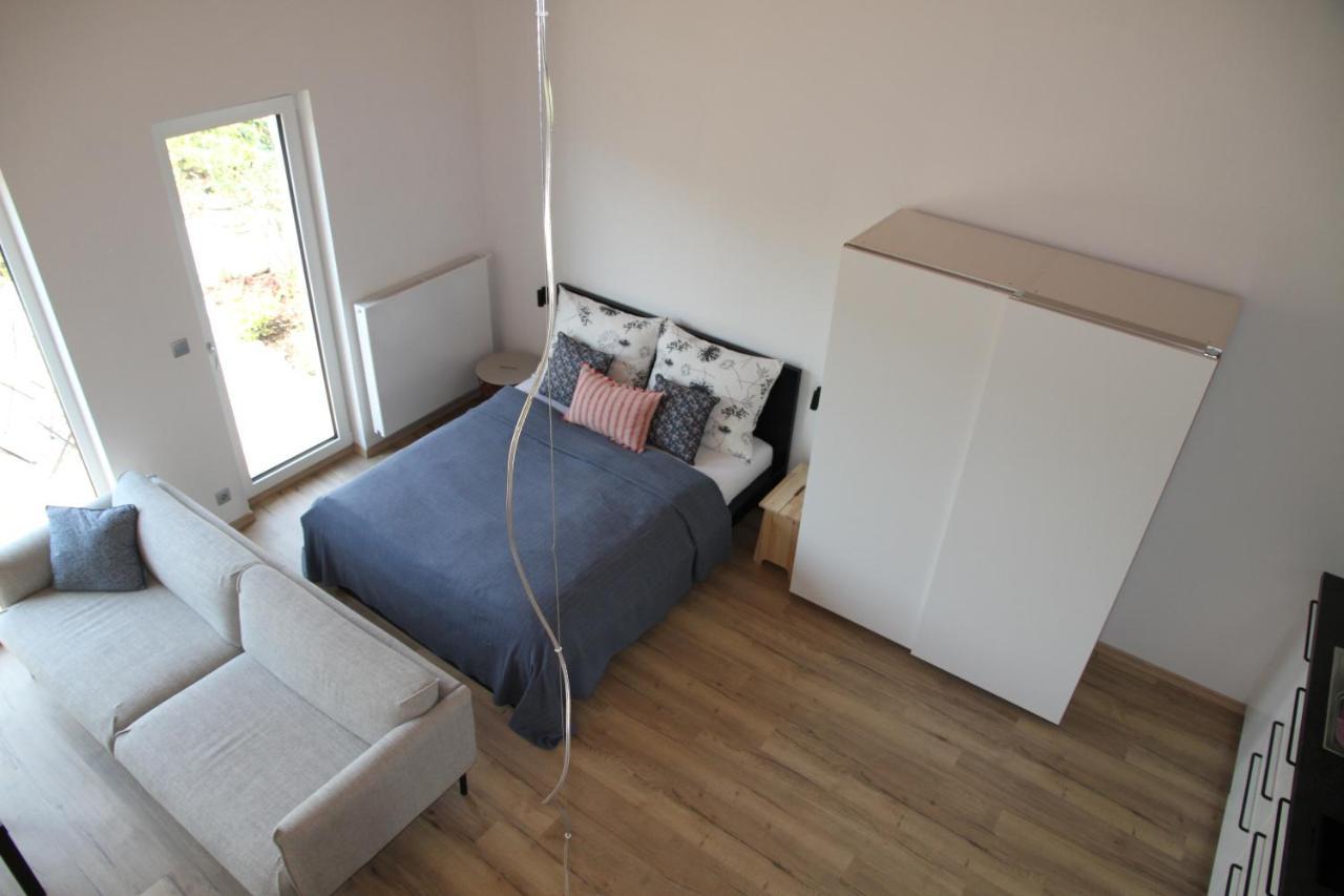 Apartmany Hluboka Nad Vltavou S Vyhledem Na Zamek Bagian luar foto
